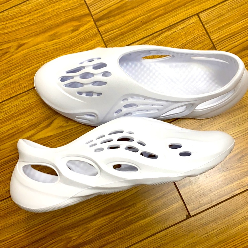 Foam Runner M11